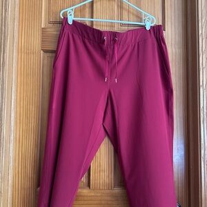 Chico's Cranberry Ankle Cropped